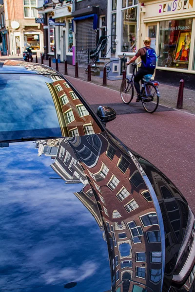 В один прекрасний день в романтичний Амстердам, Нідерланди — стокове фото