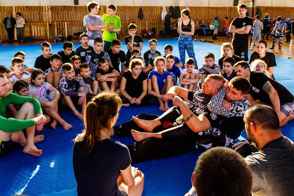 Міжнародний семінар восени з Shidokan карате в Ужгороді — стокове фото