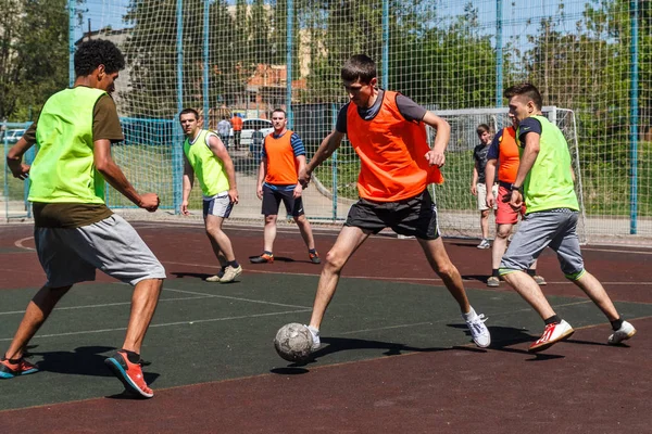 Futebol amador na Ucrânia — Fotografia de Stock