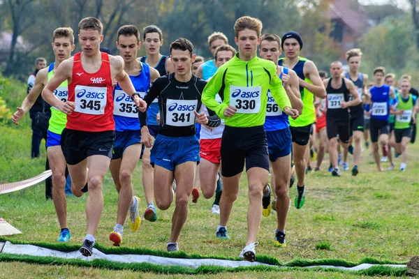 Чемпіонат України з бігу в Ужгороді — стокове фото