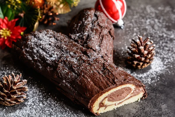 Tort tradițional de Crăciun Buche de Noel — Fotografie, imagine de stoc