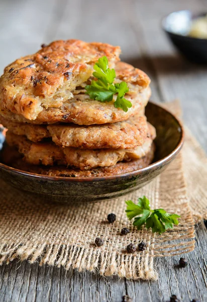 Fritters din biscuiți și varză acră — Fotografie, imagine de stoc