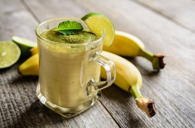 Muz smoothie Matcha çay