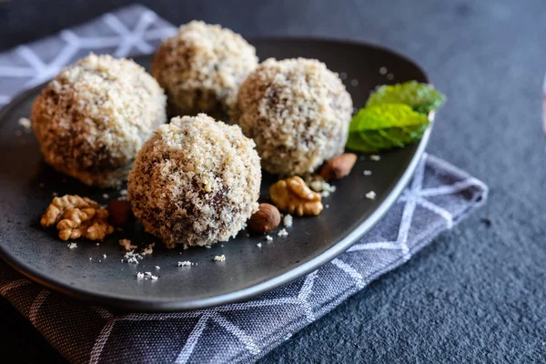 Sweet balls with walnut, cocoa and almond — Stock Photo, Image