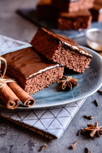 Pan de jengibre de cacao con chocolate —  Fotos de Stock