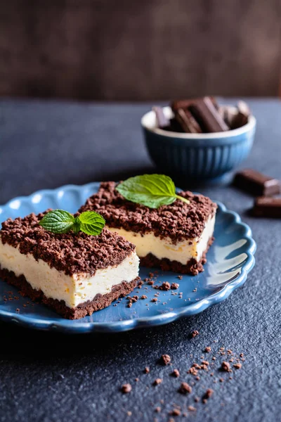 Cocoa cake with cottage cheese