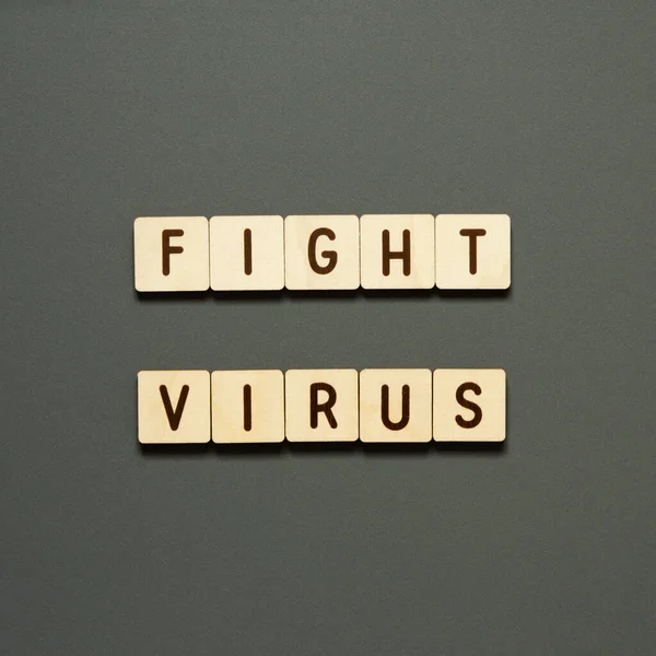 Fight Virus Λέξεις Από Ξύλινα Μπλοκ Γράμματα Κάτοψη Γκρι Φόντο — Φωτογραφία Αρχείου
