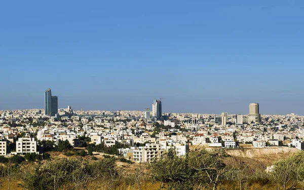 Amman skyline edificios modernos y puntos de referencia —  Fotos de Stock
