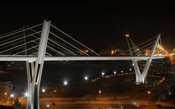 阿卜顿桥梁在晚上 — 图库照片