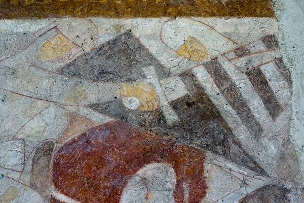 Pagan şövalye bir Hıristiyan knigt kalkan böler