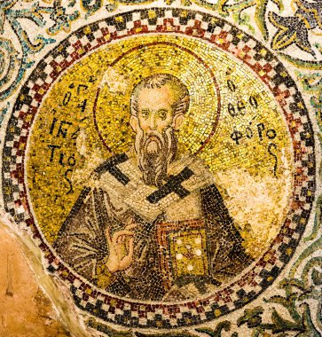 Kilise babası Ignatius Antakya Trump parmak sı yapma