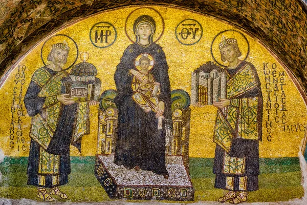 Jungfru Maria, mosaik i Hagia sofia, liger — Stockfoto