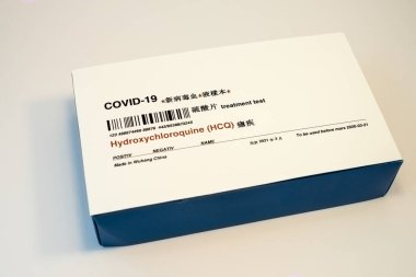 1 Nisan 2020 'de Danimarka' daki bir kara kutuda Çin 'den gelen Covid-19 tedavi testi.