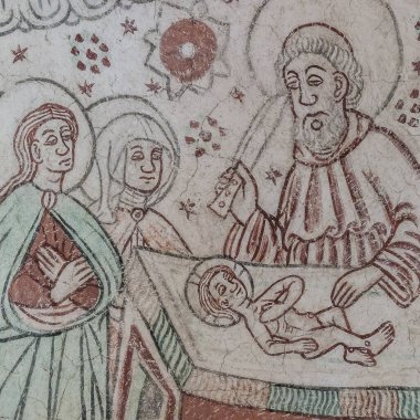 Tapınaktaki sunum, rahip Simeon İsa 'nın sünnetinde büyük bir bıçak kullanıyor, N. Stro Kilisesi' nde 500 yıllık bir gotik fresk, 9 Ekim 2009