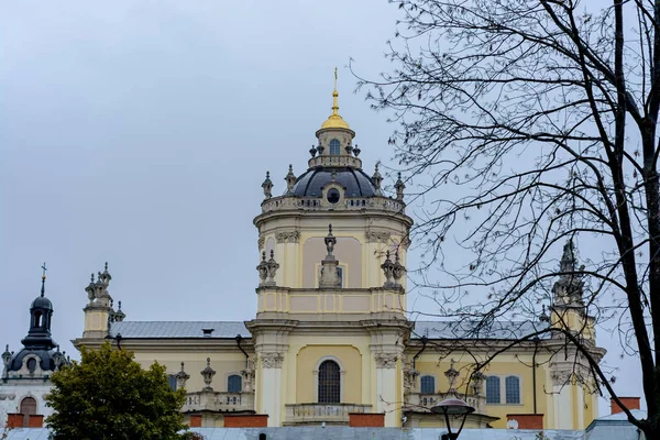 Bývalá katedrála svatého Jiří ve Lvově — Stock fotografie