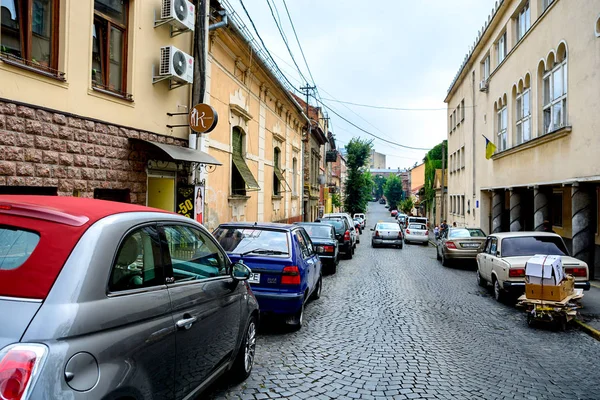 Uzhgorod, Ukraina - 18 września 2016: Central street w mieście Uzhhorod — Zdjęcie stockowe