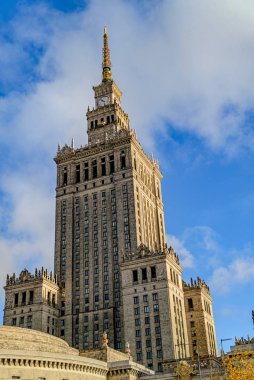 Varşova, Polonya - 29 Kasım 2016: Varşova Kültür ve Bilim Sarayı. Pa ac Kultury i Nauki Pkin 