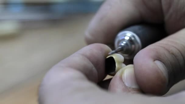 Cermet implant creature process at laboratory. — Stock Video