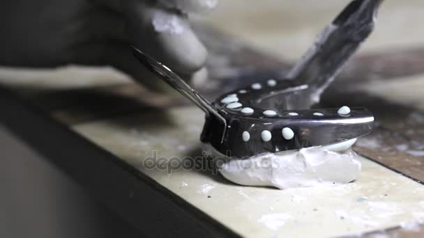 Proceso de criatura de implante de Ceramet en laboratorio . — Vídeos de Stock