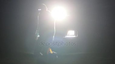 İki gece atış seferi Suv Light dikme çadırın mans.