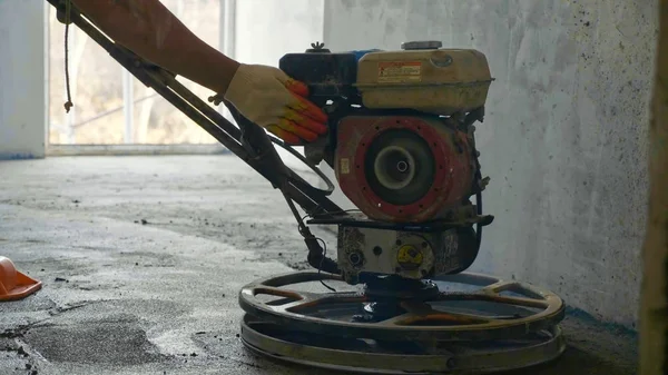 Mekanize harç şap beton zemin yakın çekim