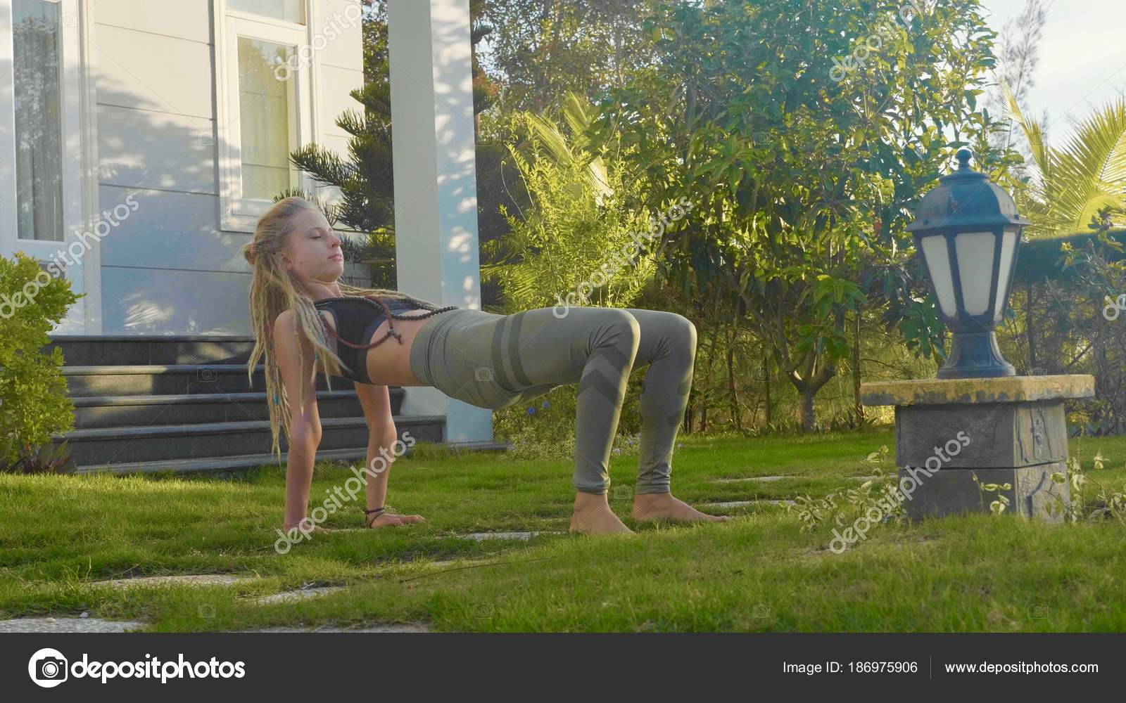 Aus einem yoga-mädchen