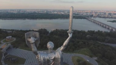 Vatan anıt Kiev, Ukrayna'nın havadan görünümü