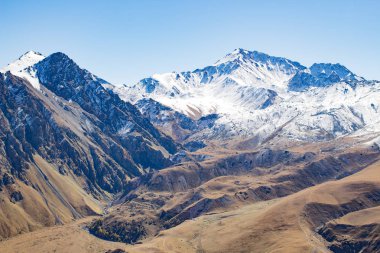 Manzara panorama Kafkasya dağ sonbahar hills gündüz ile