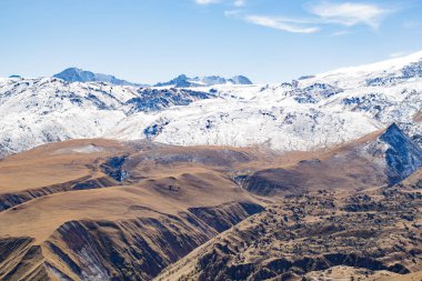 Manzara panorama Kafkasya dağ sonbahar hills gündüz ile