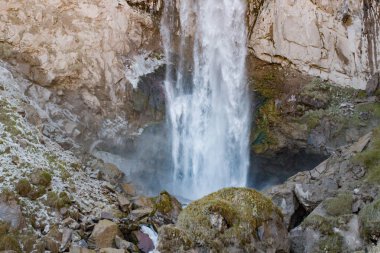 Manzara panorama Kafkasya dağ sonbahar hills gündüz şelale