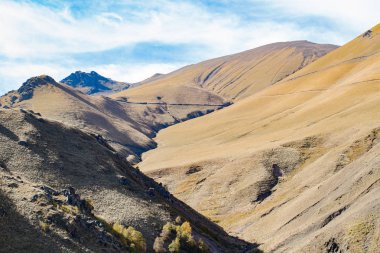 Manzara panorama Kafkasya dağ sonbahar hills gündüz ile