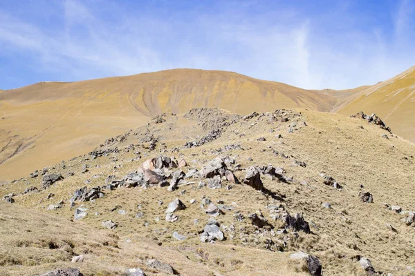Manzara panorama Kafkasya dağ sonbahar hills gündüz ile