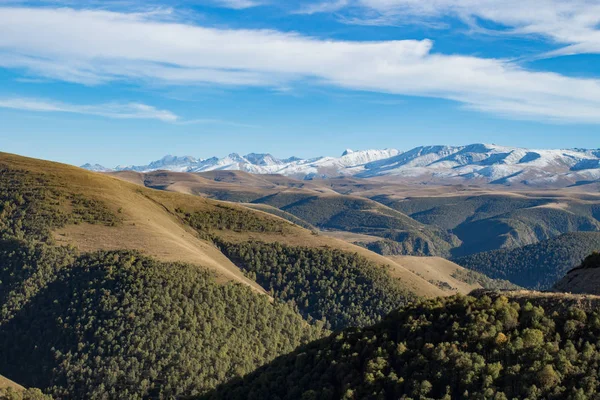 Manzara panorama Kafkasya dağ sonbahar Hills