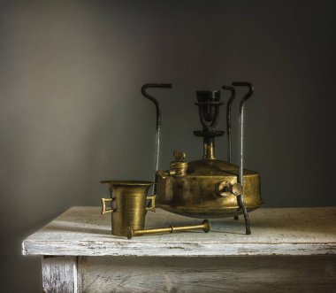 Retro natürmort bir soba ve soba ile. Vintage.