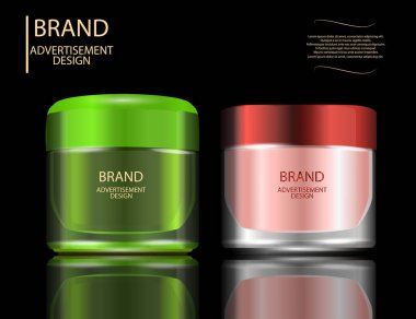 Yüz kremi siyah arka plan üzerinde kavram cilt bakımı kozmetik kavanozları. Krem kavanoz modelleri. Boş şablon ambalaj /