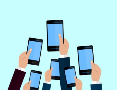 Akıllı telefonlar kümesi. Gazetecilik kavramı, kitle iletişim araçları, Tv, röportaj, Haberler, basın toplantısı kavramı. akıllı telefonlar. muhabir elinde.