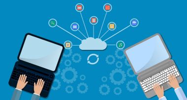 Modern bulut hizmetleri ve Cloud Computing öğeleri kavramı. Aygıtları bulut Gears ile bağlı. Düz illüstrasyon.
