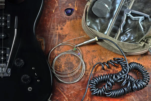 Electric guitar and musical accessories