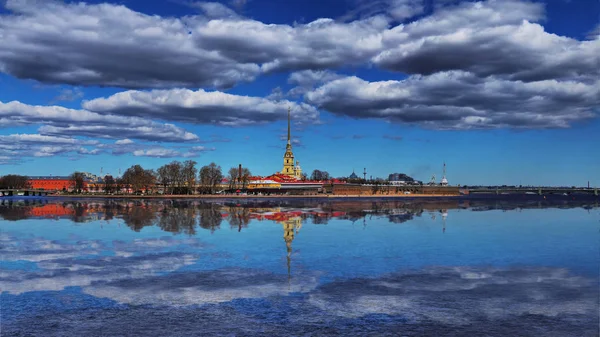 Panorama pevnosti Petra a Pavla v Petrohradě — Stock fotografie