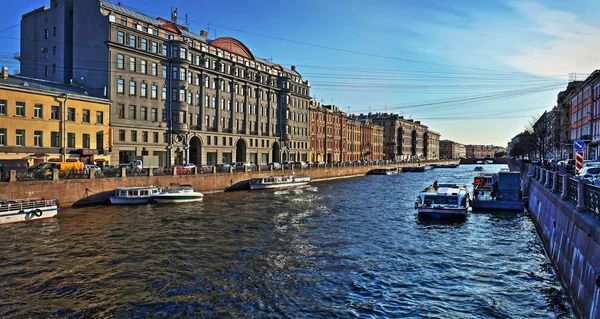 У Санкт-Петербурзі, річку Мойка — стокове фото