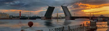 Şafak Neva ve köprüler, St. Petersburg