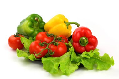 Biber ve domates ile kompozisyon