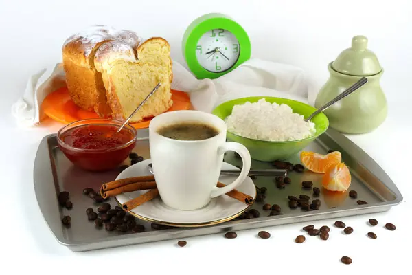 朝食のコーヒー、パン、豆腐、ジャム — ストック写真