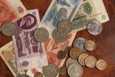 Sovyet Sosyalist Cumhuriyetler Birliği zamanından kalma ruble ve kopekler.