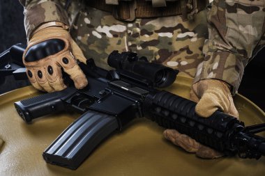 Airsoft otomatik kapatın. Yeni teknoloji. 