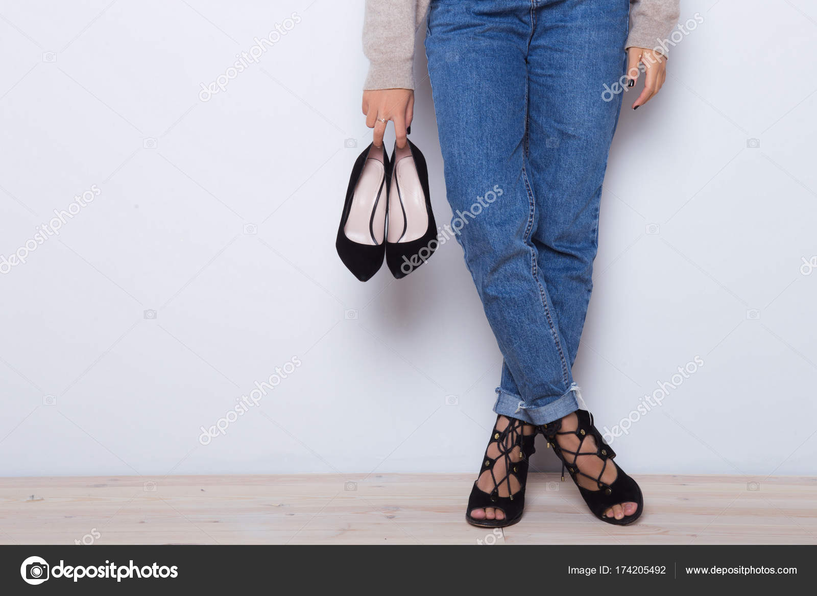 2010 white high heel shoes hi-res stock photography and images - Alamy
