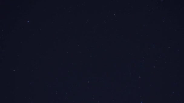 Lapso de tempo noturno céu estrelado — Vídeo de Stock