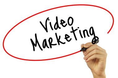 Adam el video pazarlama siyah marker görsel ekranda yazma. 