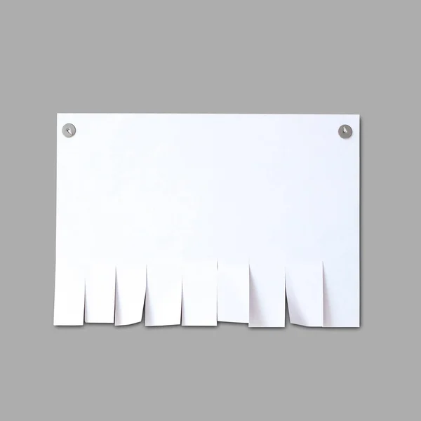 Hojas sueltas de papel vacías. Aislado sobre un fondo gris. Atta. — Foto de Stock