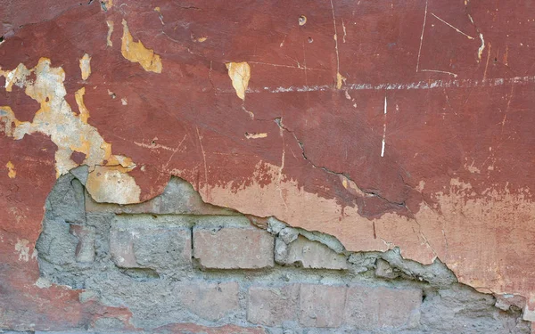 La texture des vieux murs en béton pelant avec des briques. Un c — Photo